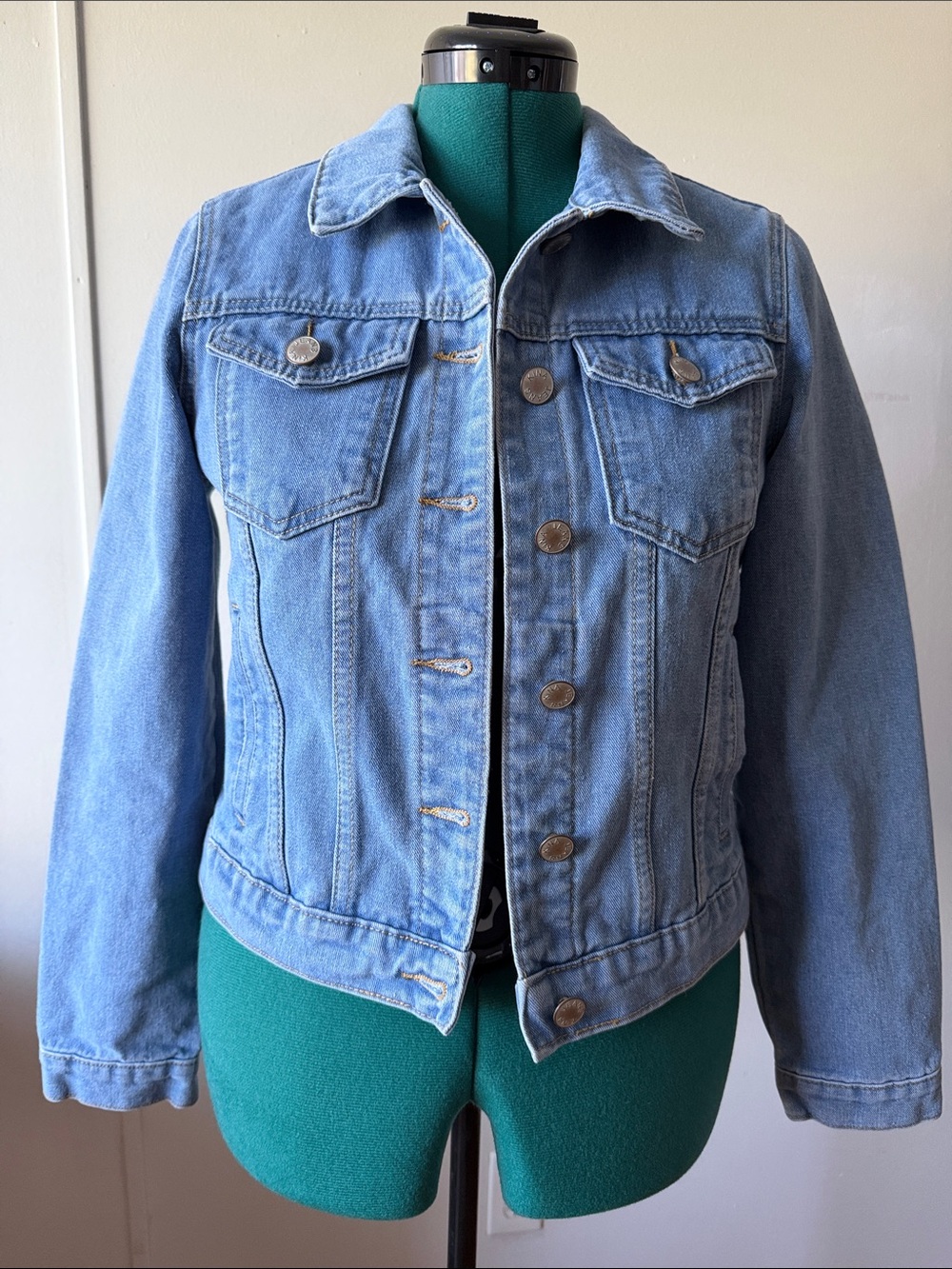 Vintage Y2K Classic Light Blue Denim Jacket By Kina Jeans- Women